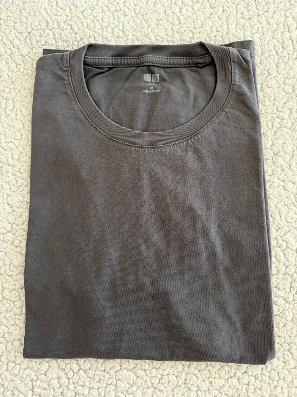 Uniqlo 100% Supima Cotton Crew Neck T-Shirt